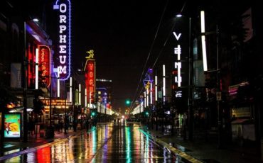 What Is The Difference Between Fluorescent And Neon Lights? Electrical